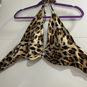 Summer it’s here in Size 6 for the Beach it’s beautiful